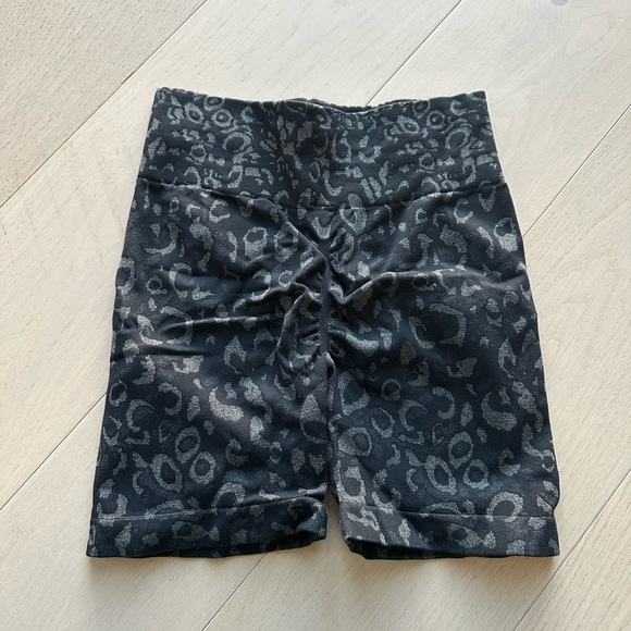 Shorts - Picture 2 of 2